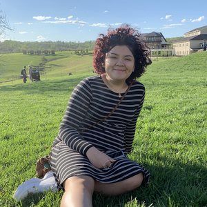 Meet your Posher, Julia